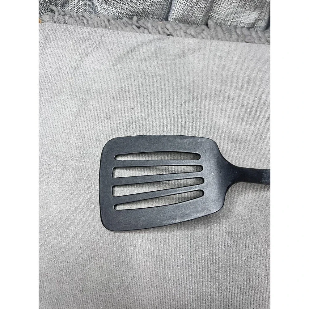 KitchenAid Classic 4 Slotted Black Turner Lifter Spatula Kitchen Utensil